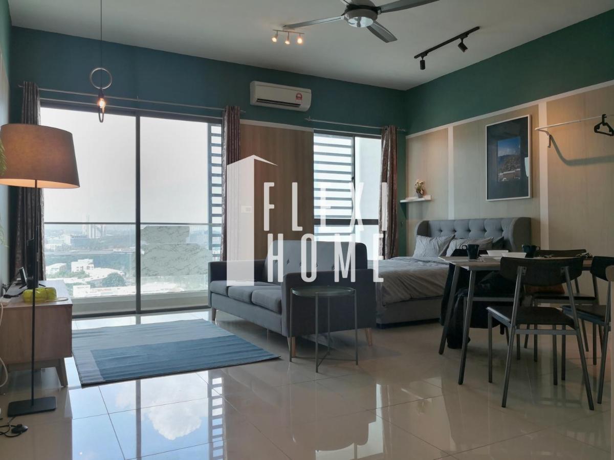 Netflix-Designed Studio Home At Cybersquare, Cyberjaya By Flexihome-My Exteriör bild